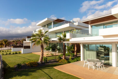 2-bedroom-luxury-home-tenerife-top-floor-4