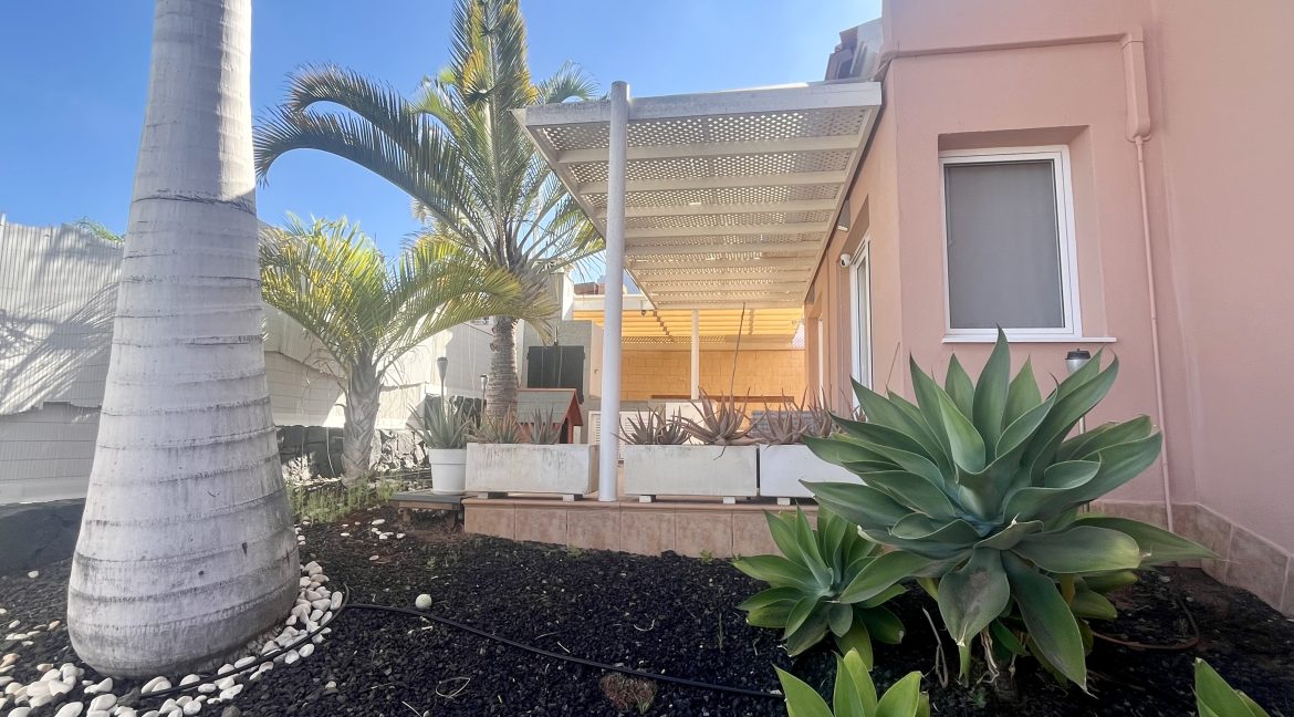 129322-townhouse---half-house-el-madro├▒al-adeje-5657vjr-vym-canarias-f59652a580