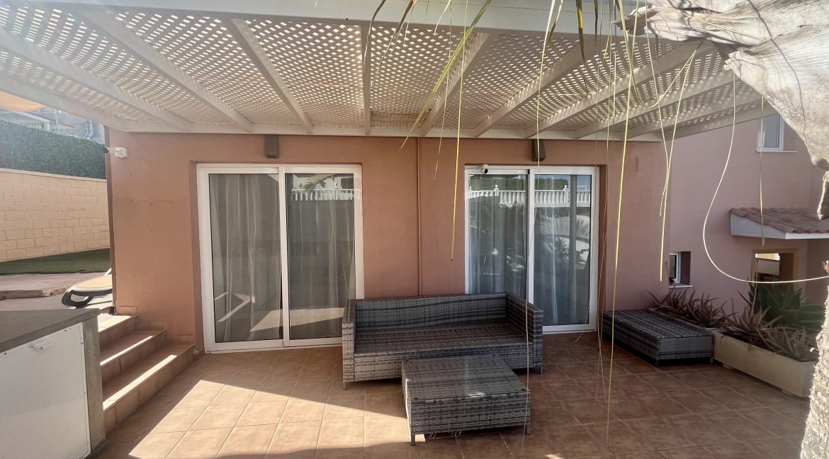 129328-townhouse---half-house-el-madro├▒al-adeje-5657vjr-vym-canarias-3a0e870fc8