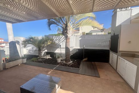 129331-townhouse---half-house-el-madro├▒al-adeje-5657vjr-vym-canarias-cce4aa502f