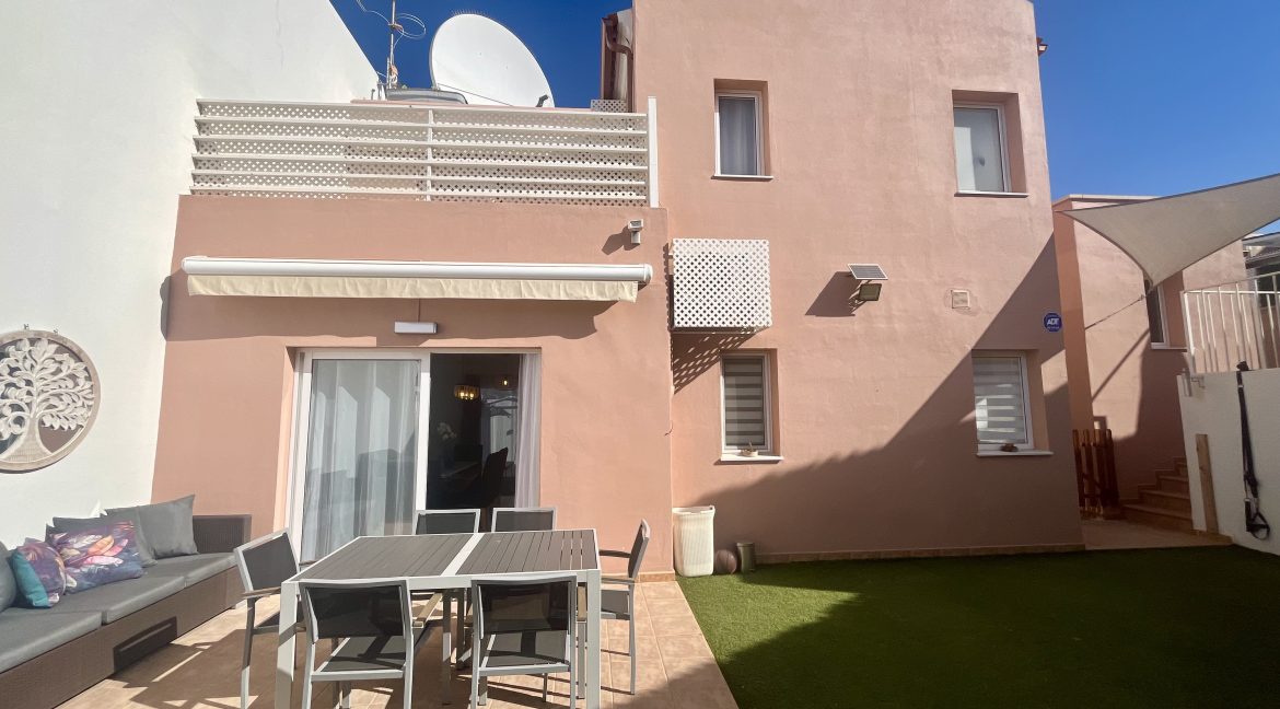 129348-townhouse---half-house-el-madro├▒al-adeje-5657vjr-vym-canarias-090bc2621d