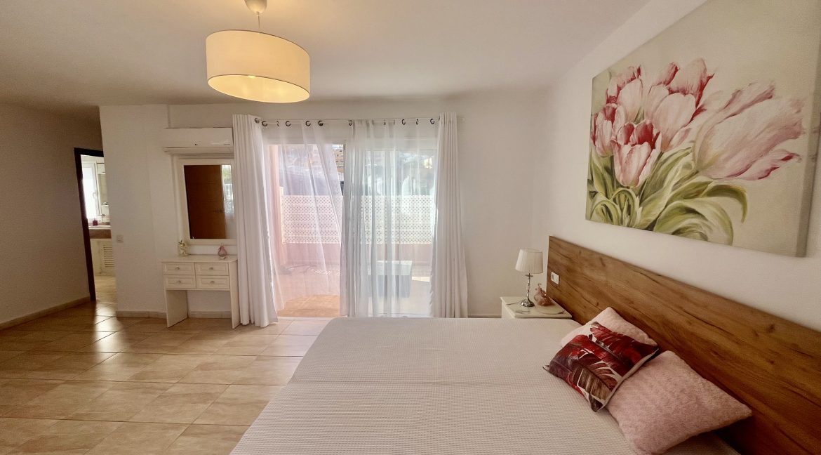 129364-townhouse---half-house-el-madro├▒al-adeje-5657vjr-vym-canarias-a3524427b8